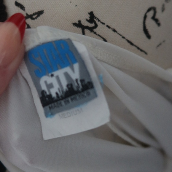 Super cute, flowy, & soft - Picture 4 of 5